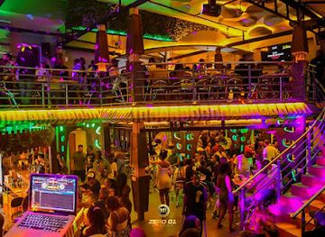 Zero 01 Lounge