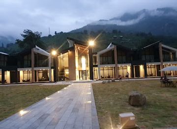 pakistan/kaghan/nightclub/marco-polo-resort-kaghan