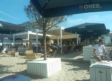 belgium/nieuwpoort/nightclub/bar-eugene