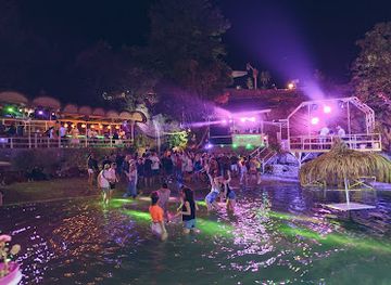 bulgaria/danubian-plain/nightclub/zangador