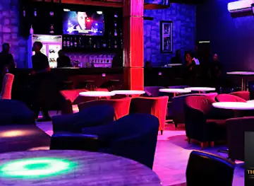 Therapy lounge