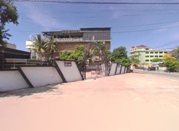 cambodia/pursat/nightclub/pub