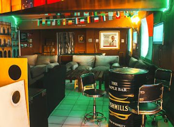 madagascar/androy/nightclub/the-lucky-green-bar