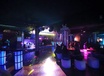 argentina/los-andes/nightclub/3-decadas