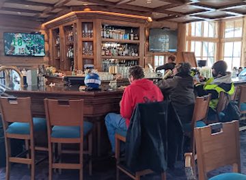 idaho/sun-valley/nightclub/the-bar-at-river-run