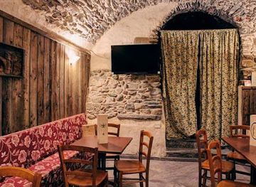 italy/val-d-aosta/nightclub/beautiful