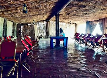 yemen/socotra-island/nightclub/delisha-beach