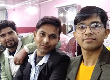 india/agra/rakabganj/nightclub/dharam-bhawan