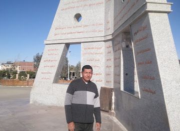 egypt/white-desert-national-park/nightclub/midan-almathalath-balfravrah