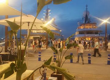 spain/ibiza/nightclub/el-chupito-lounge-eivissa