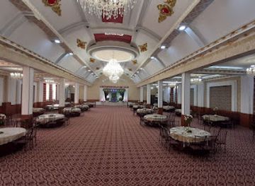 uzbekistan/navoi/nightclub/shukrona-tuyhonasi