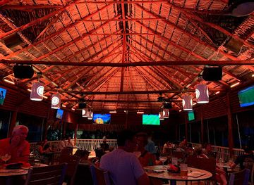 costa-rica/playa-flamingo/nightclub/5-o-clock-somewhere-bar-and-grill