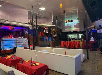 uganda/murchison-falls-national-park/nightclub/f-a-m-e-lounge