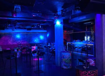 MAZE CLUB