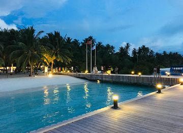 maldives/thulusdhoo-island/nightclub/meeru-dhoni-bar