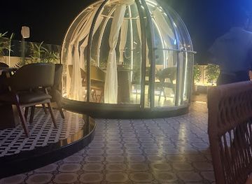 india/varanasi/sarnath/nightclub/flamingo-sky-bar