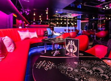 finland/helsinki/punavuori/nightclub/gentlemans-club