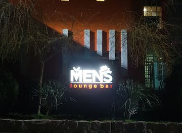 uzbekistan/tashkent/mirzo-ulugbek/nightclub/men-s-lounge-bar