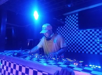 south-africa/namaqualand/nightclub/beavers-night-club