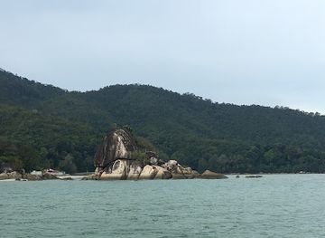 malaysia/penang/tanjung-bungah/nightclub/beach-bar