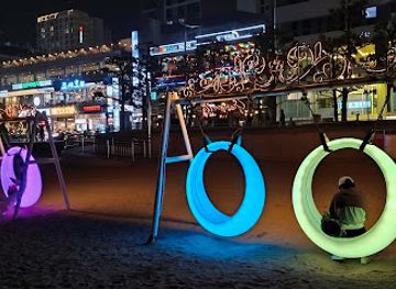 south-korea/busan/gwangalli-beach/nightclub/dong-gyeong