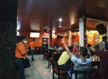 nicaragua/leon-volcano-boarding/nightclub/mijunas-bar