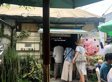 japan/naoshima-island/nightclub/maimai