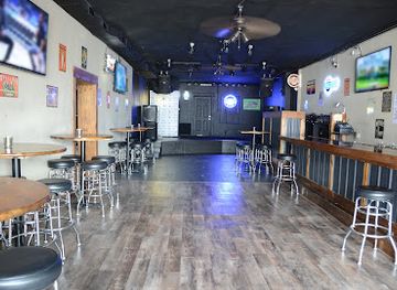 kentucky/owensboro/nightclub/ten-o-six