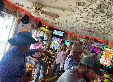 wyoming/cody/nightclub/3h-bar-and-liquors-bull-sitter-lounge