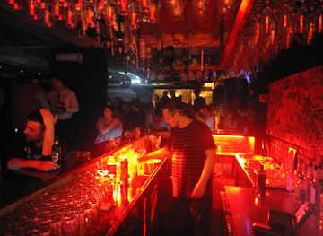 Silver & Smoke Club