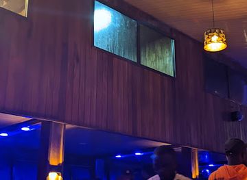 sierra-leone/turtle-islands/nightclub/mamz-beach-bar