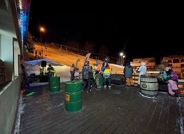 romania/retezat-national-park/nightclub/riders-lounge