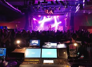 Club LA