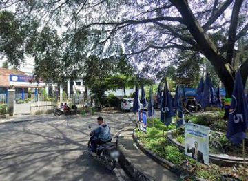 indonesia/bandung/ciumbuleuit/nightclub/yeni