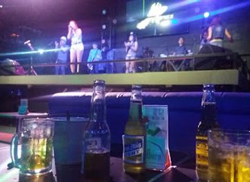 philippines/ilocos-norte/pagudpud/nightclub/district-01-superclub