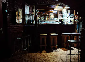 Kalos Pub