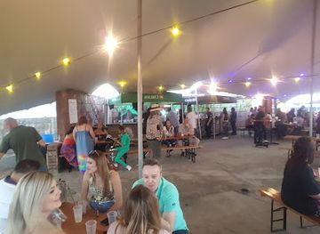 south-africa/golden-gate-highlands-national-park/nightclub/presleys-boksburg