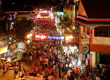 cambodia/siem-reap/old-market-area/nightclub/x-bar
