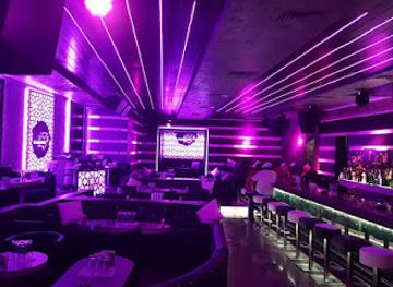 lebanon/beirut/nightclub/diamond-club