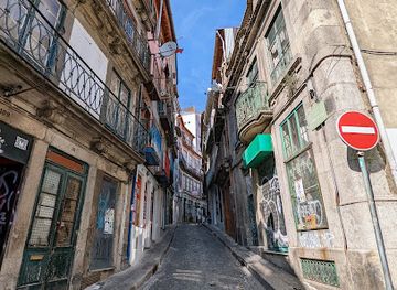 portugal/porto/ribeira/nightclub/top-ten-club