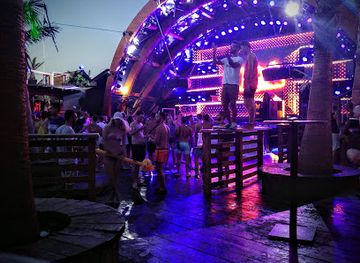 Noa Beach Club