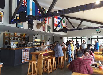 new-zealand/waitomo-caves/nightclub/tomo-bar-eatery