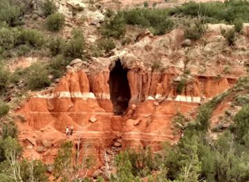texas/palo-duro-canyon-state-park/nightclub/the-big-cave-at-palo-duro-canyon-state-park
