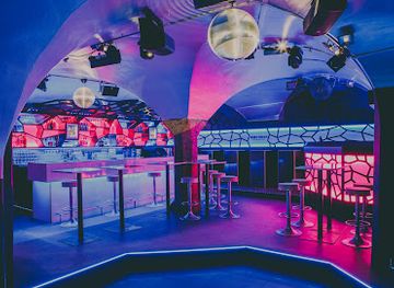 Half Moon Club