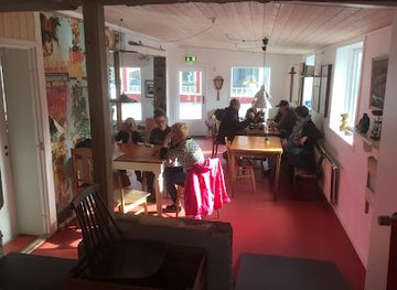 faroe-islands/skuvoy-island/nightclub/hja-jugga