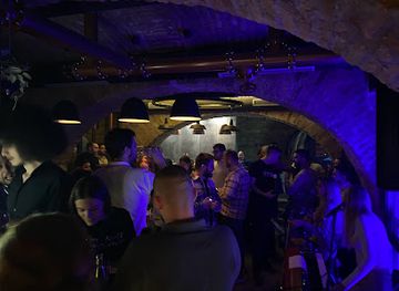 serbia/pancevo/nightclub/public-pub