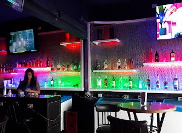 costa-rica/santa-rosa-national-park/nightclub/zona-rosa