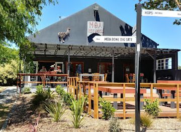 new-zealand/marlborough/nightclub/moa-tap-room-food-truck