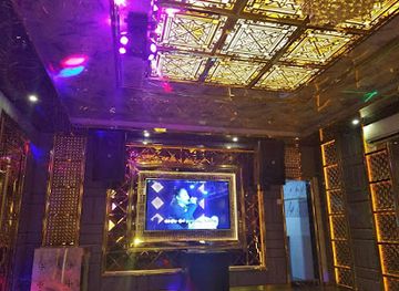 myanmar-burma/hpa-an/nightclub/taw-win-oasis