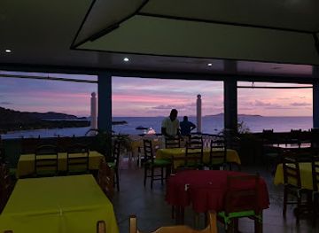 saint-vincent-and-the-grenadines/mustique/nightclub/the-view-restaurant-and-bar